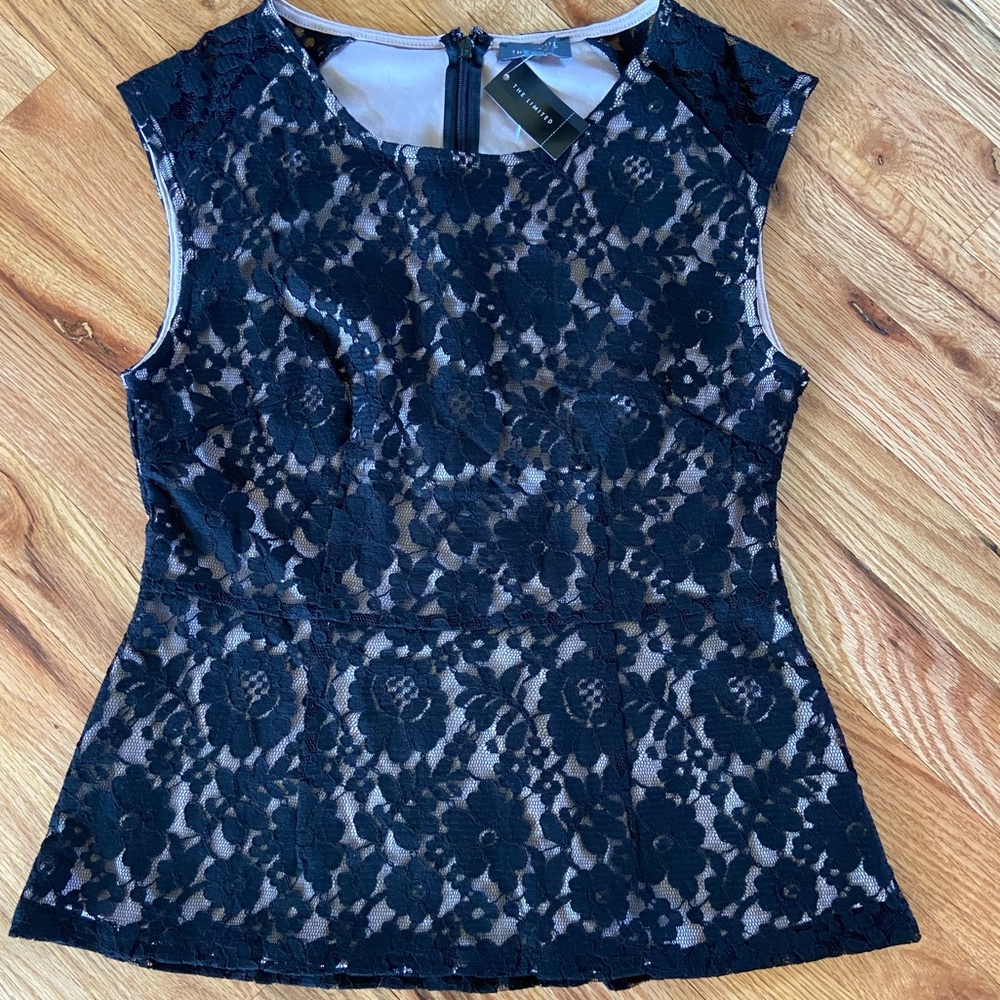 Brand New With Tags Women’s Lace Top